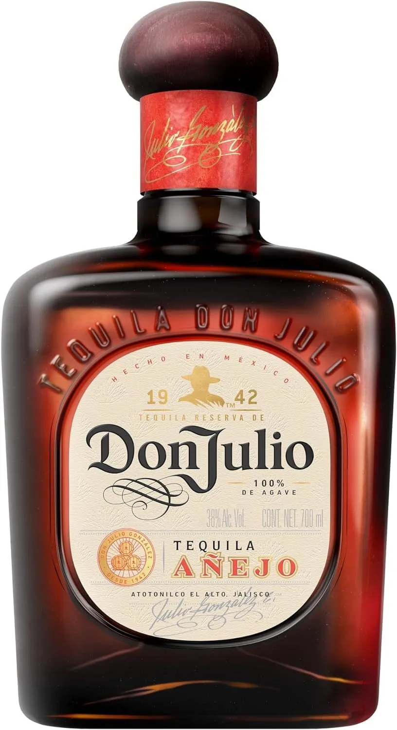 Don Julio Añejo, premium gereifter Tequila aus Jalisco, Mexiko, 100 % blaue Agave, 18 Monate im Eichenfass gelagert, pu…