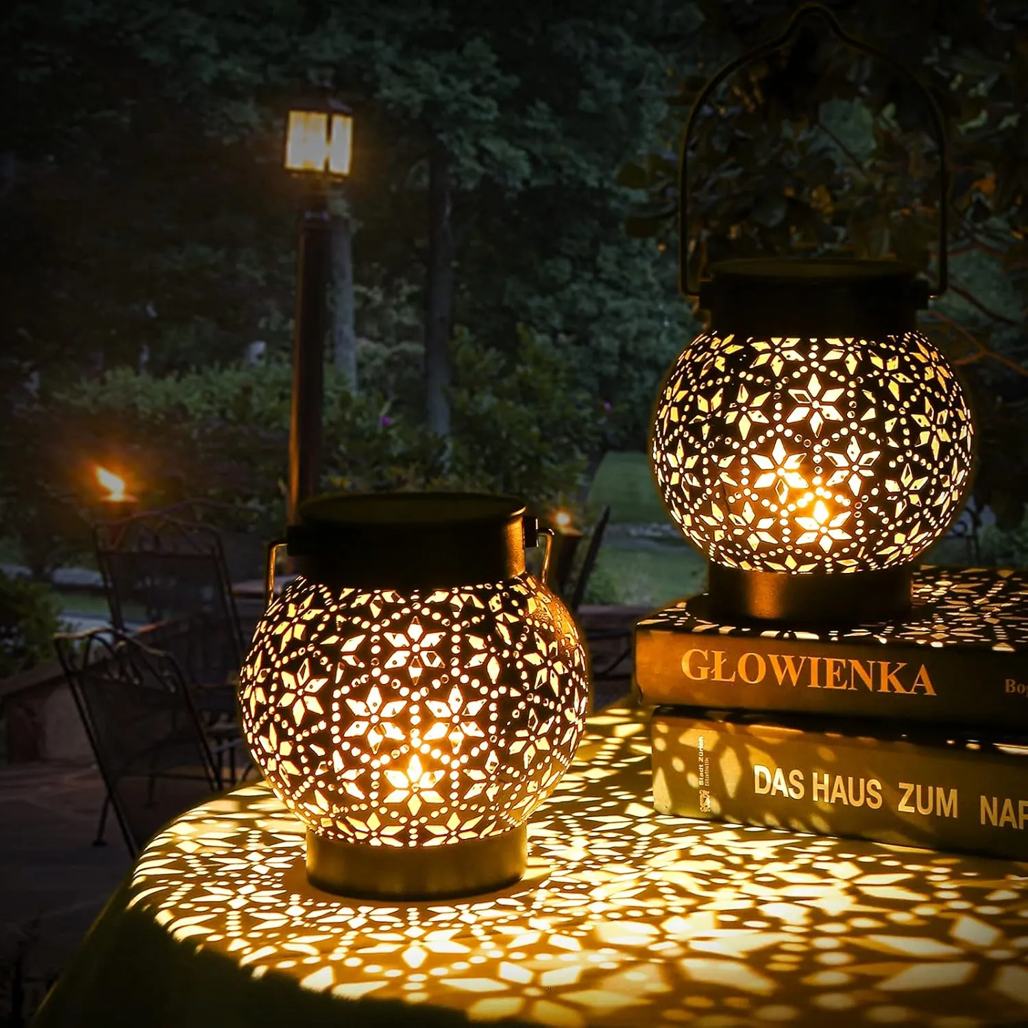 Solar Lantern for Outdoor Use, Pack of 2, IP65 Waterproof Metal Solar Lights for Outdoor Hanging Garden Decoration, Gör…