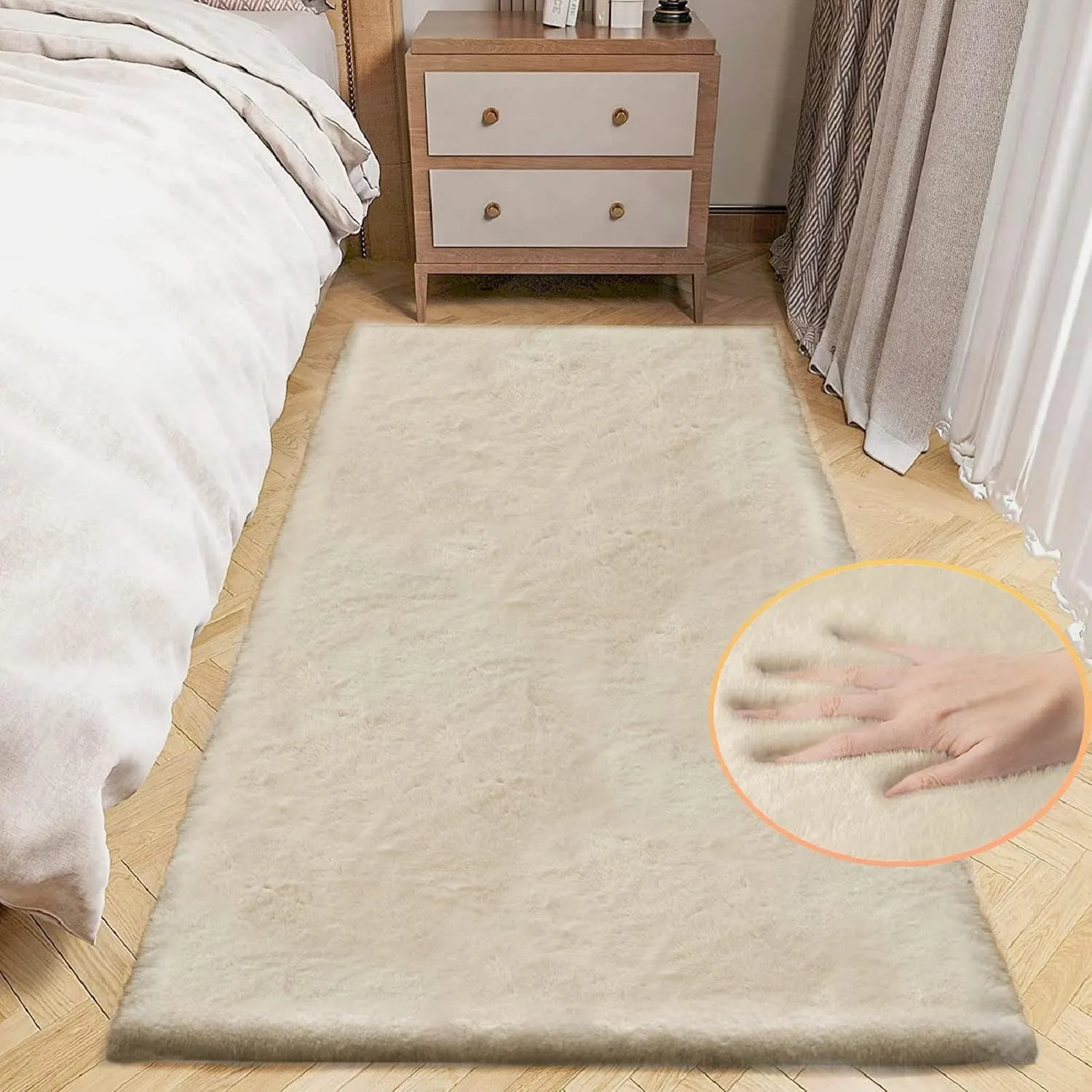 ORINOVA Teppich Läufer Beige Flauschig Waschbar 60x180 cm Fellteppich Kunstfell Teppich Weich Bettvorleger Schlafzimmer…