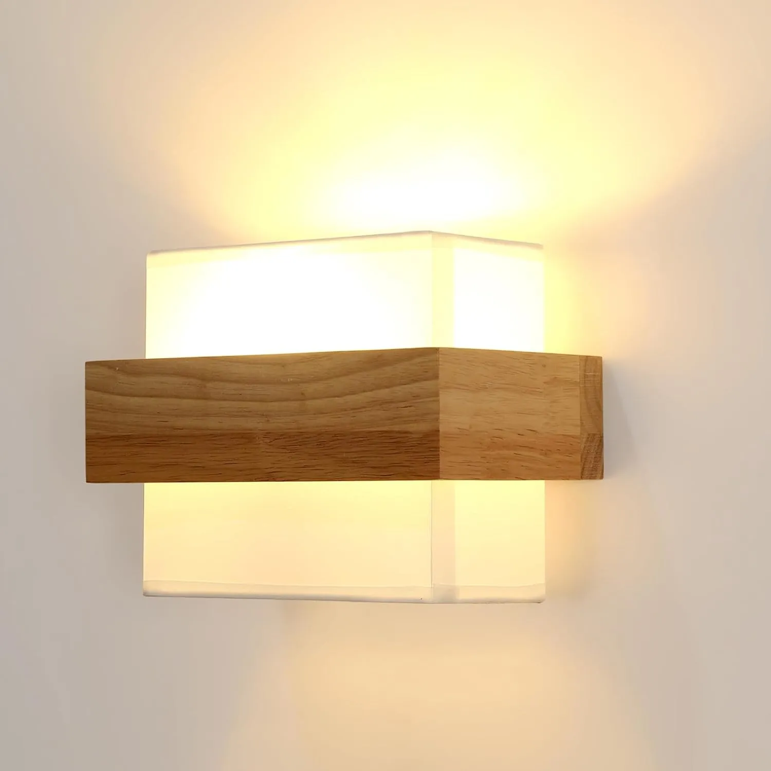 Comely Wandlampe Stoff Quadrat Holzfarbe E27 Wohnzimmer Schlafzimmer