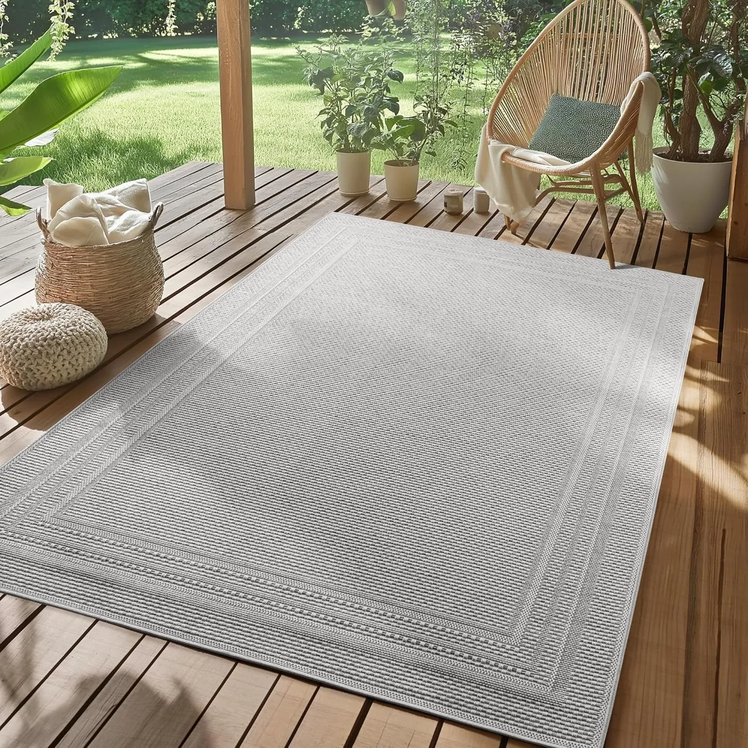 SIMPEX Outdoor Teppich Grau 120x170 cm Wetterfest UV-beständig Pflegeleicht Einfarbiges Design mit Bordüre für Küche Ba…