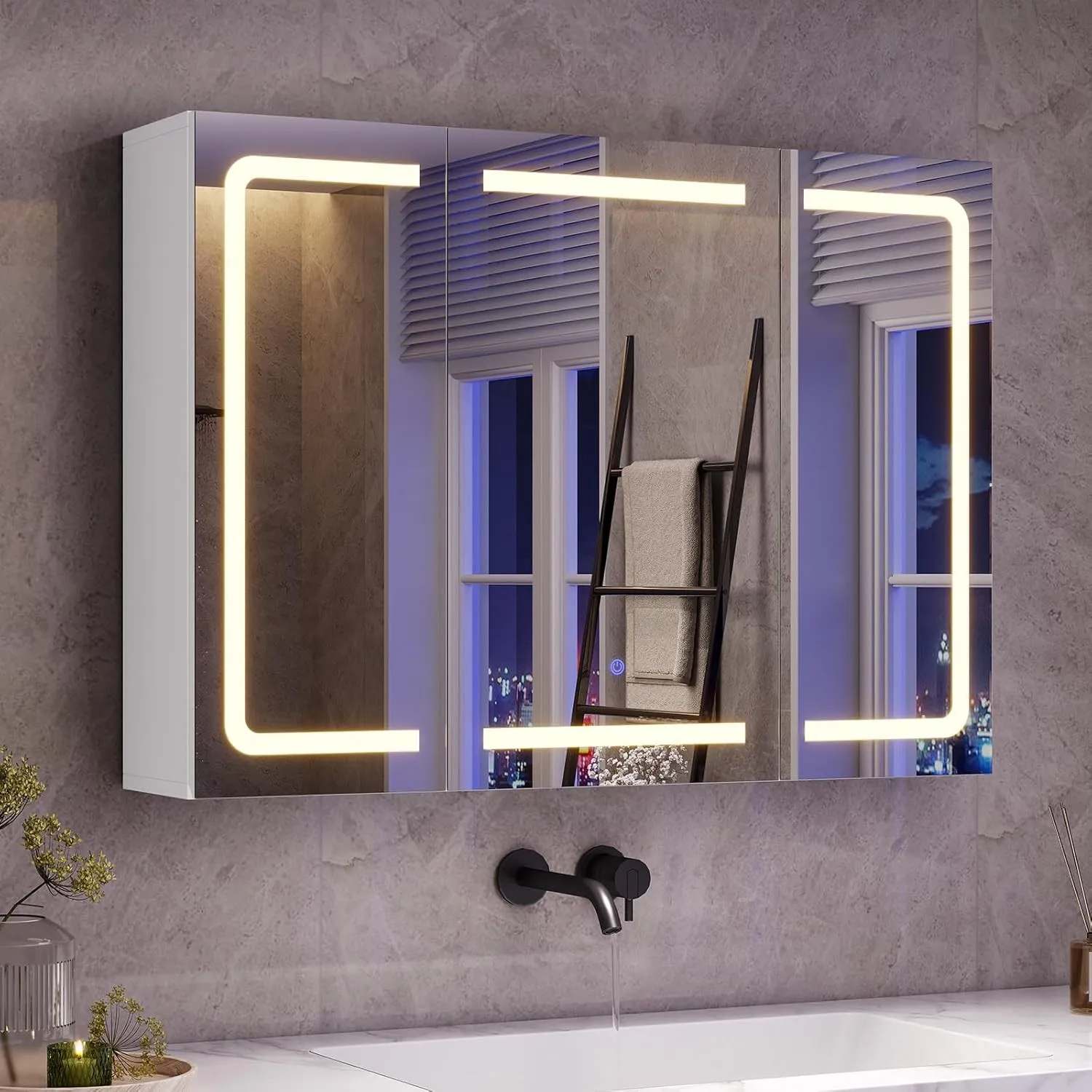 Spiegelschrank Bad mit LED-Beleuchtung, Steckdose & 3 Farbtemperaturen | Dimmbarer Badezimmerschrank mit Touch-Sensor 6…