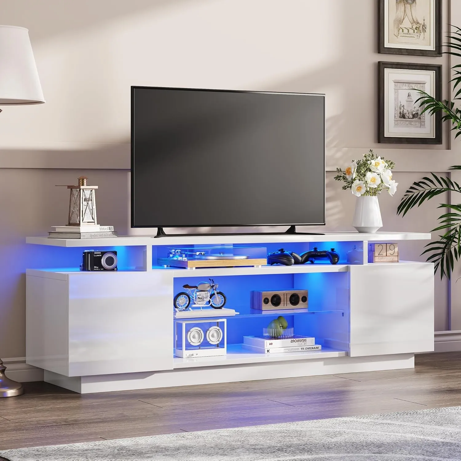LUXOAK TV-Schrank mit LED, Hochglanz, für 75 Zoll TV, 2 Türen, Weiß | RGB LED mit App-Steuerung, Verstellbare Glasablag…
