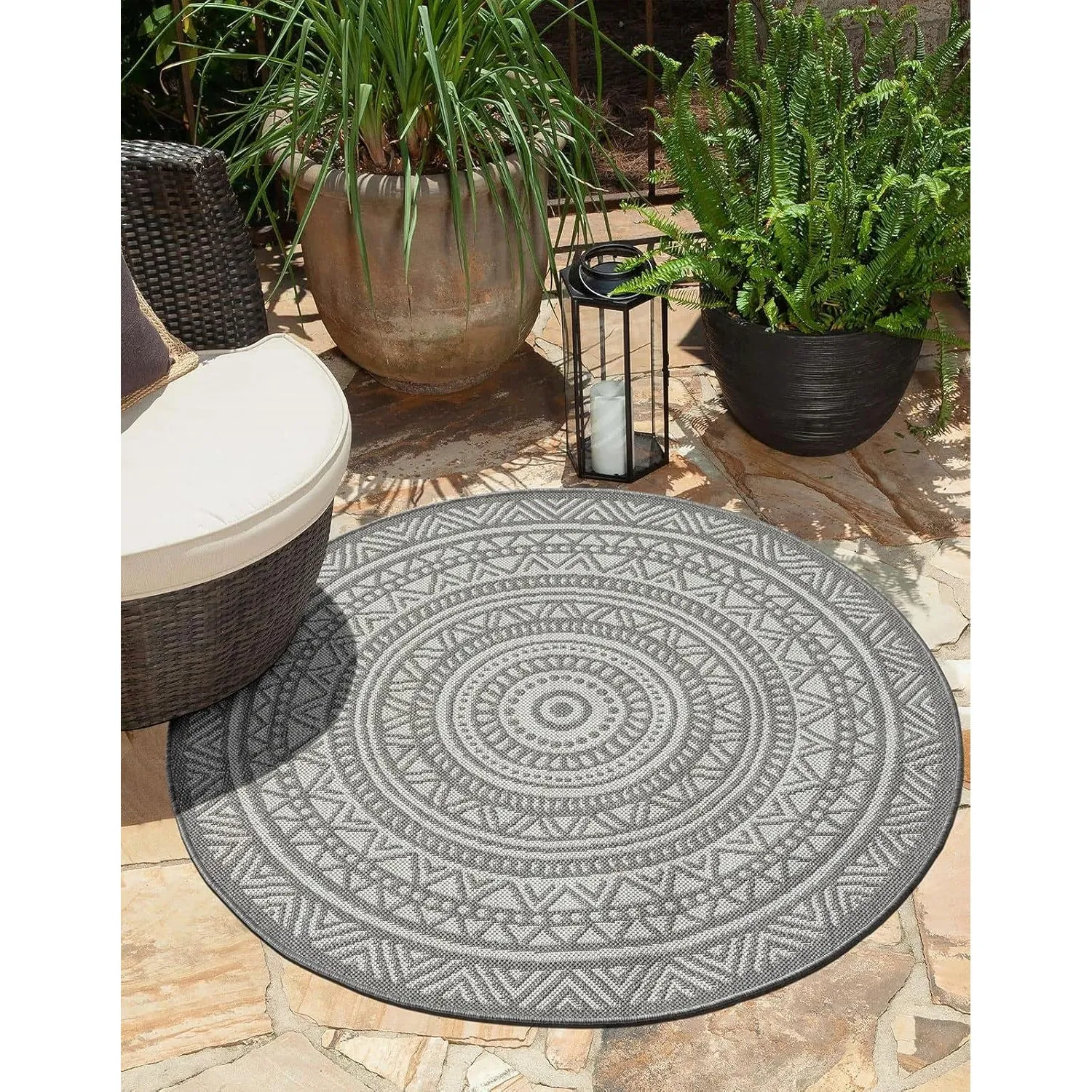 the carpet Mistra - robuster Teppich, modern, langlebig und pflegeleicht, In- und Outdoor, Wohnzimmer, ideal für Küche,…